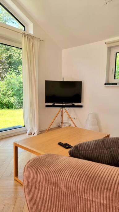 Haus Am Waldrand Und In Seenaehe Lehnin Esterno foto