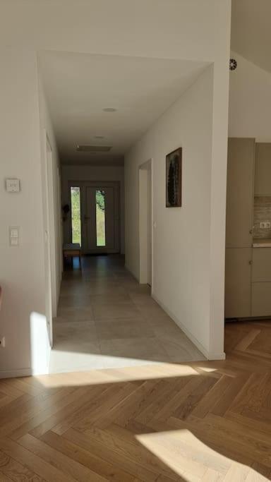 Haus Am Waldrand Und In Seenaehe Lehnin Esterno foto